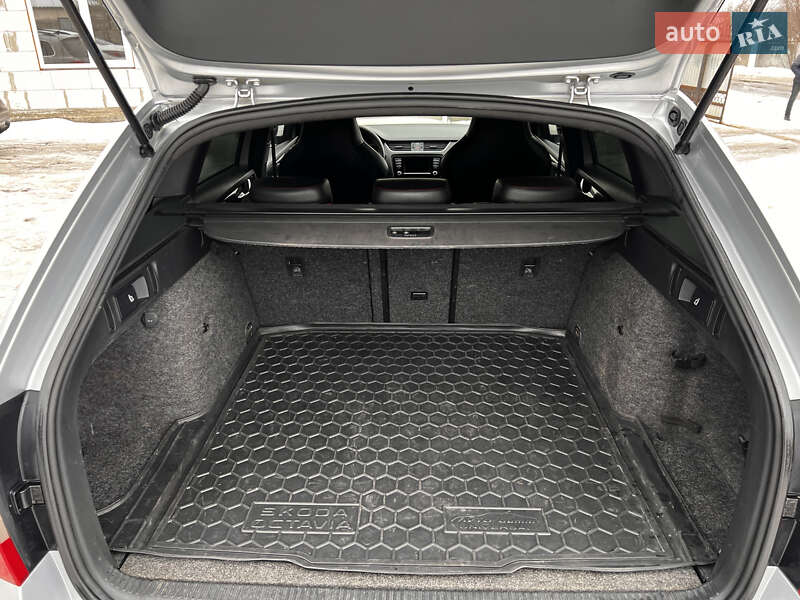 Универсал Skoda Octavia 2015 в Тростянце
