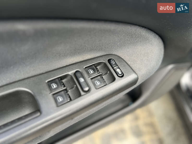 Лифтбек Skoda Octavia 2008 в Днепре