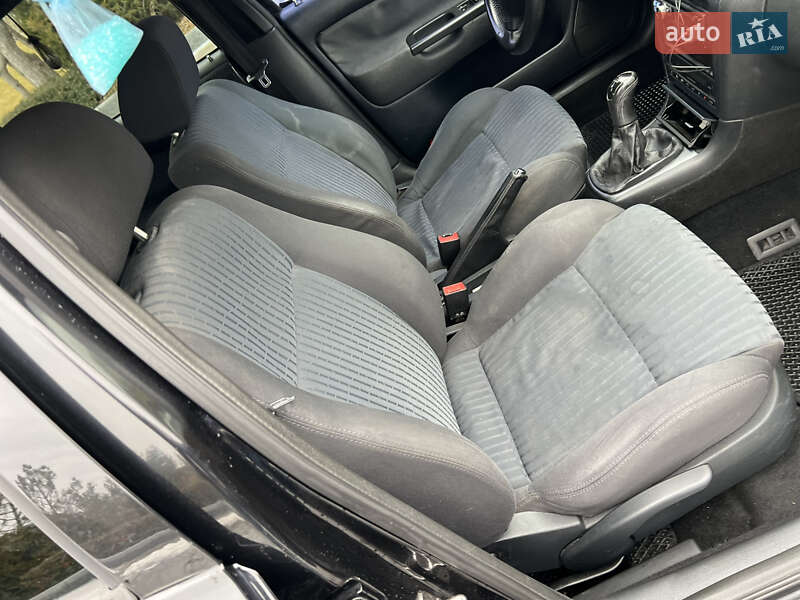 Лифтбек Skoda Octavia 2008 в Днепре