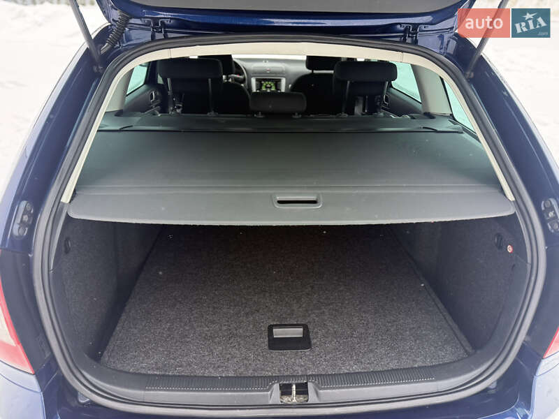 Универсал Skoda Octavia 2012 в Луцке