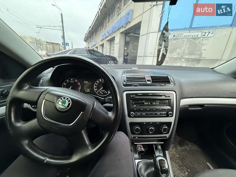 Лифтбек Skoda Octavia 2011 в Днепре фото 9 Лифтбек Skoda Octavia 2011 в Днепре