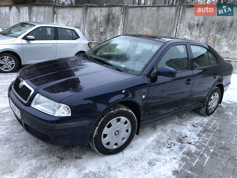 Лифтбек Skoda Octavia 2000 в Хмельницком