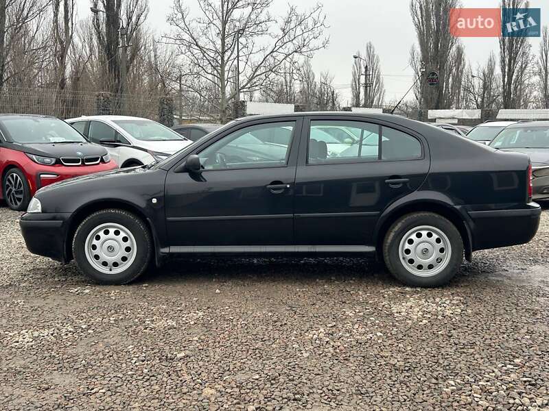 Лифтбек Skoda Octavia 2005 в Одессе