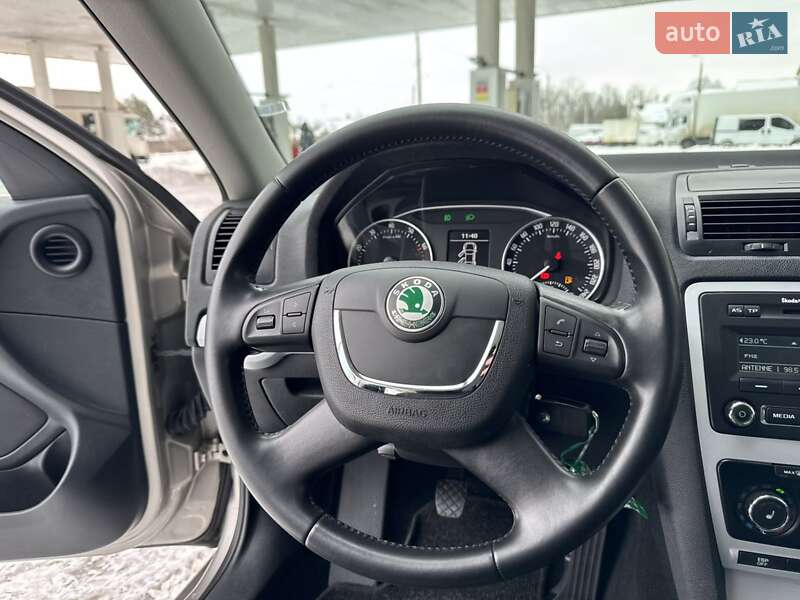 Универсал Skoda Octavia 2010 в Кропивницком