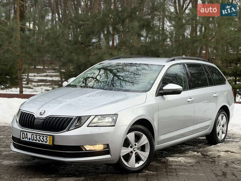 Универсал Skoda Octavia 2019 в Львове