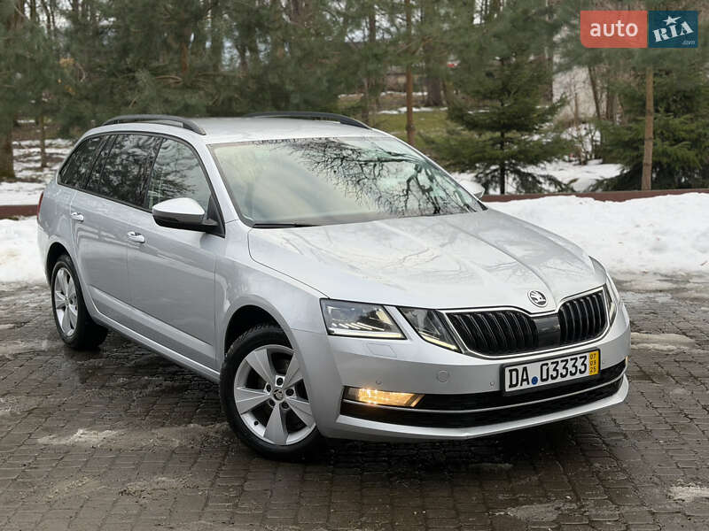 Универсал Skoda Octavia 2019 в Львове