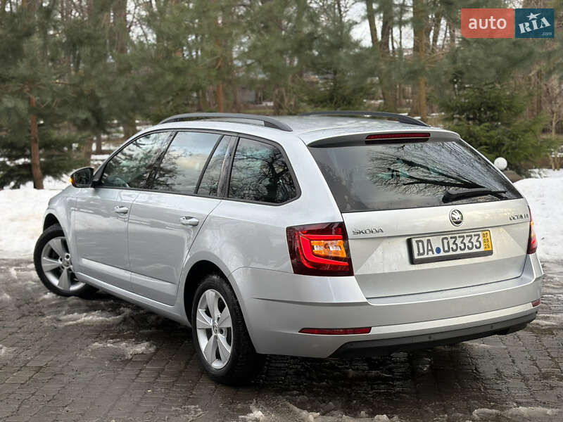 Универсал Skoda Octavia 2019 в Львове