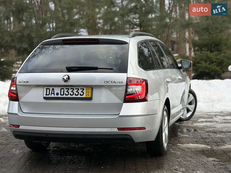 Универсал Skoda Octavia 2019 в Львове