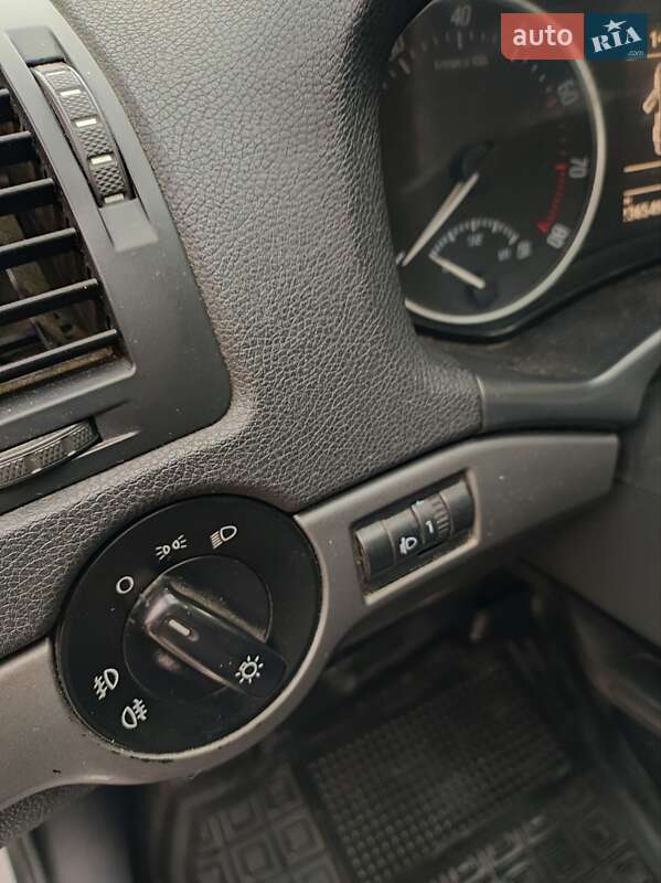 Лифтбек Skoda Octavia 2012 в Каменец-Подольском