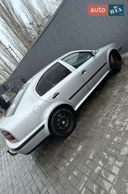 Лифтбек Skoda Octavia 2000 в Николаеве