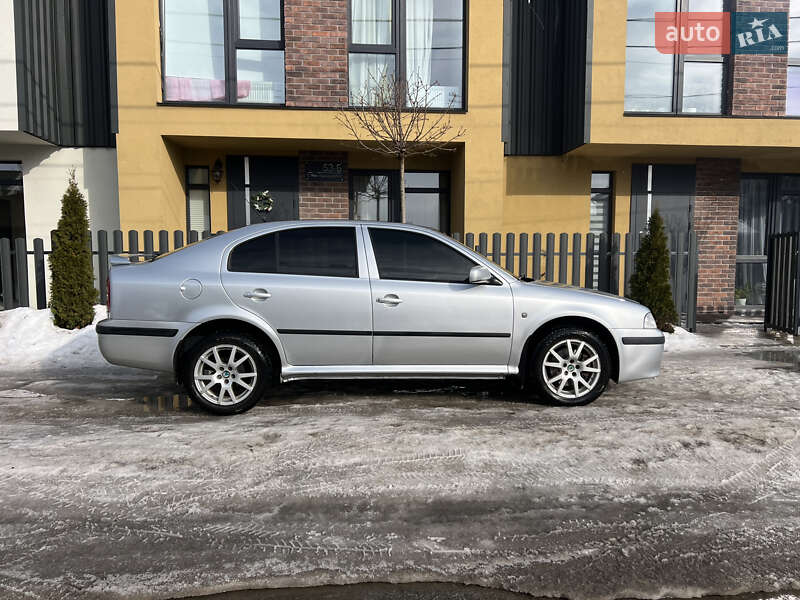 Лифтбек Skoda Octavia 2010 в Киеве фото 12 Лифтбек Skoda Octavia 2010 в Киеве