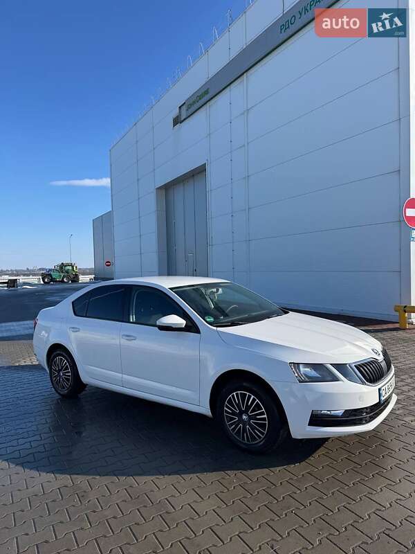 Лифтбек Skoda Octavia 2019 в Умани фото 7 Лифтбек Skoda Octavia 2019 в Умани