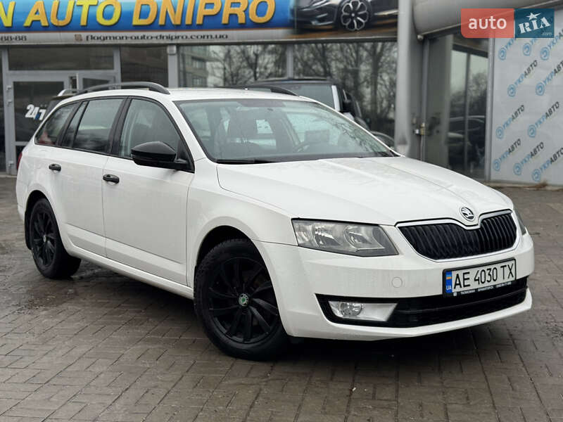 Универсал Skoda Octavia 2015 в Днепре фото 3 Универсал Skoda Octavia 2015 в Днепре