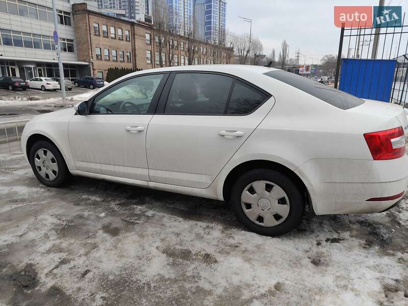 Лифтбек Skoda Octavia 2019 в Киеве фото 3 Лифтбек Skoda Octavia 2019 в Киеве