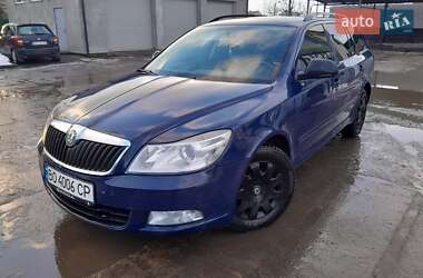 Универсал Skoda Octavia 2011 в Теофиполе