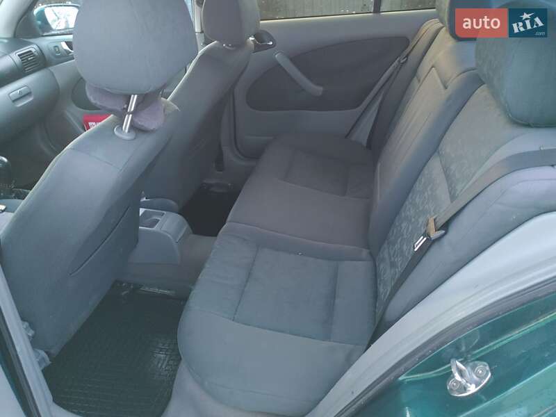 Лифтбек Skoda Octavia 1999 в Шептицькому