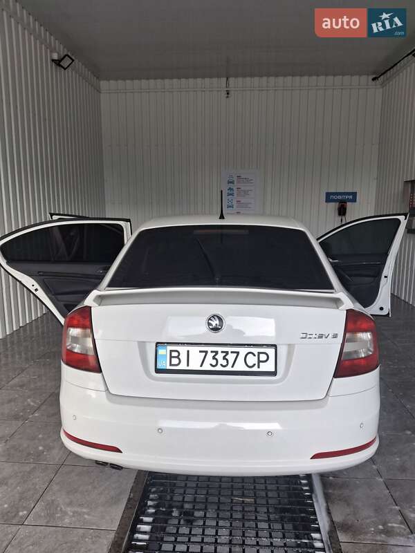 Ліфтбек Skoda Octavia 2011 в Лохвиці