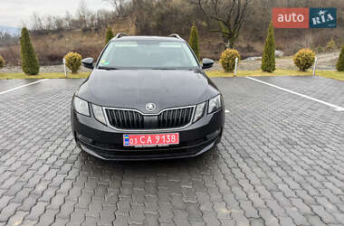Універсал Skoda Octavia 2019 в Сваляві