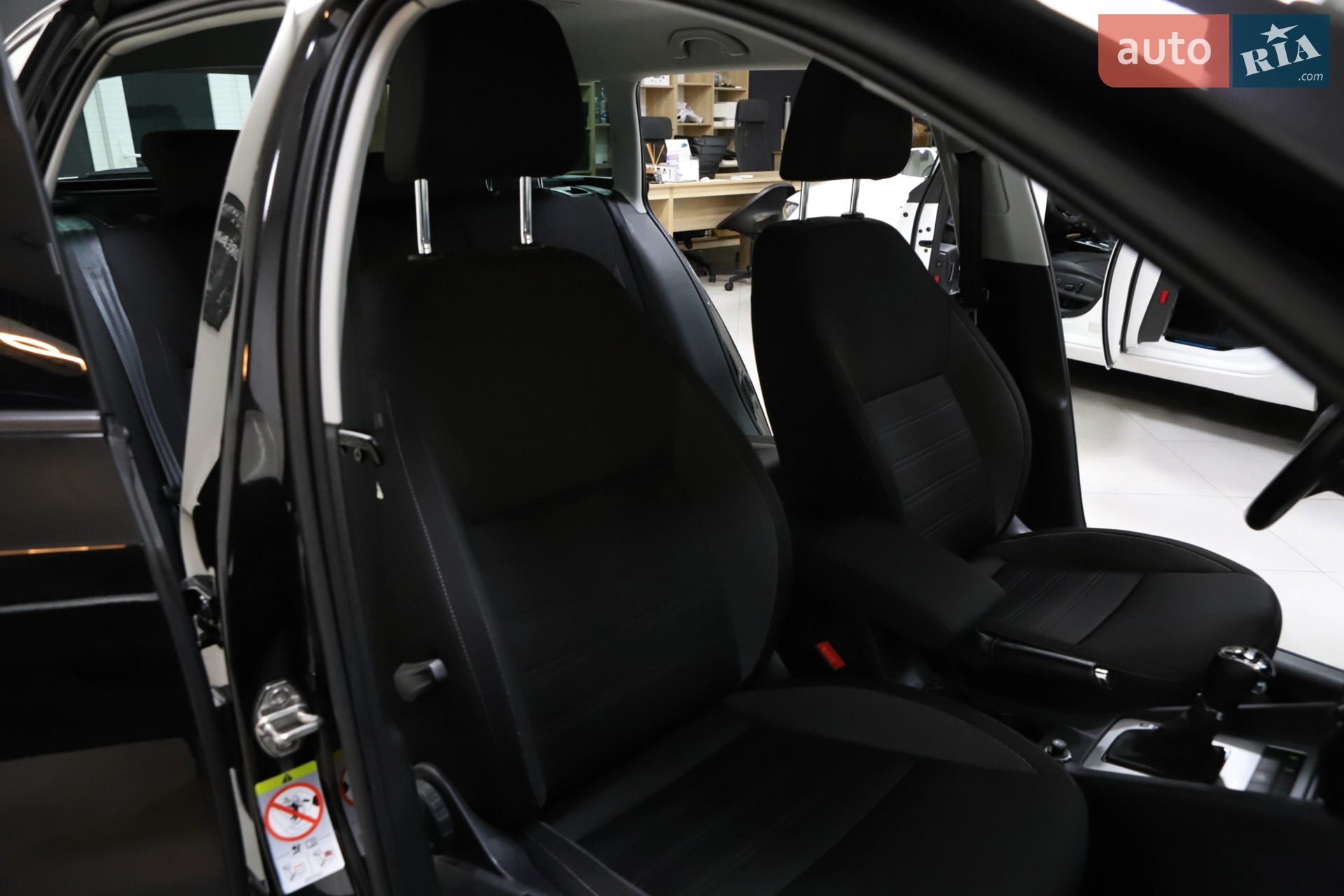 2018 Skoda Octavia - мініатюра 137