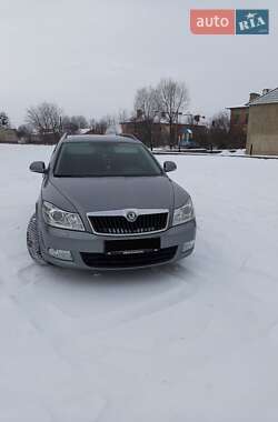 Универсал Skoda Octavia 2011 в Виннице