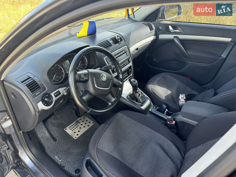 Универсал Skoda Octavia 2011 в Виннице