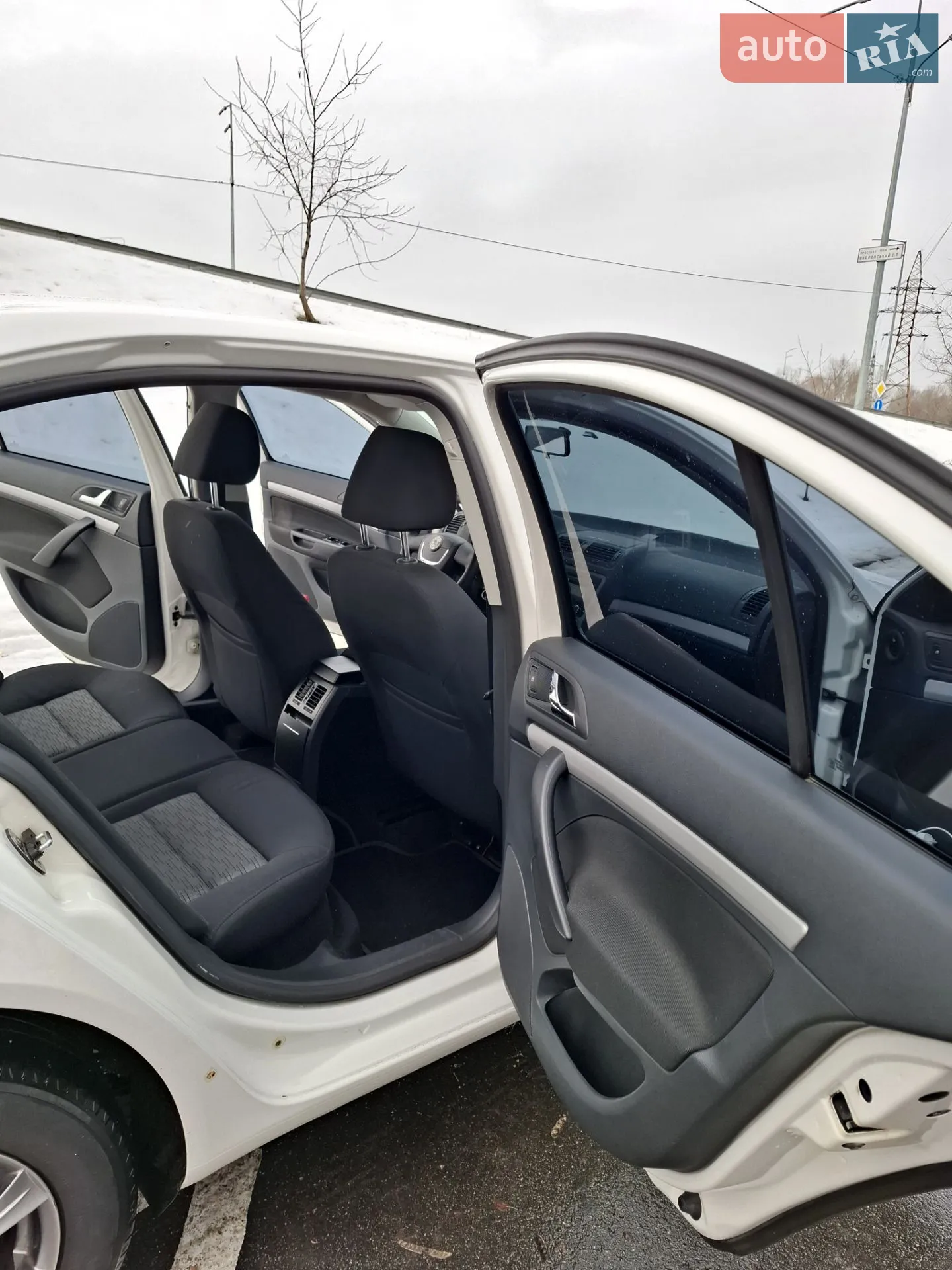2011 Skoda Octavia - мініатюра 16