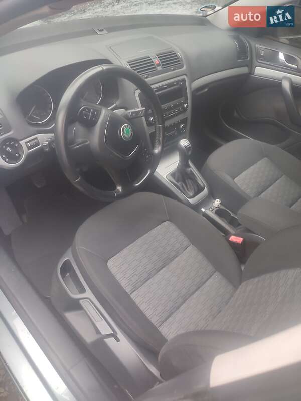 Универсал Skoda Octavia 2012 в Иршаве фото 26 Универсал Skoda Octavia 2012 в Иршаве