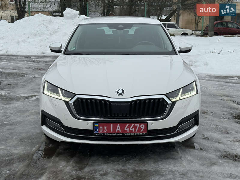 Лифтбек Skoda Octavia 2020 в Луцке