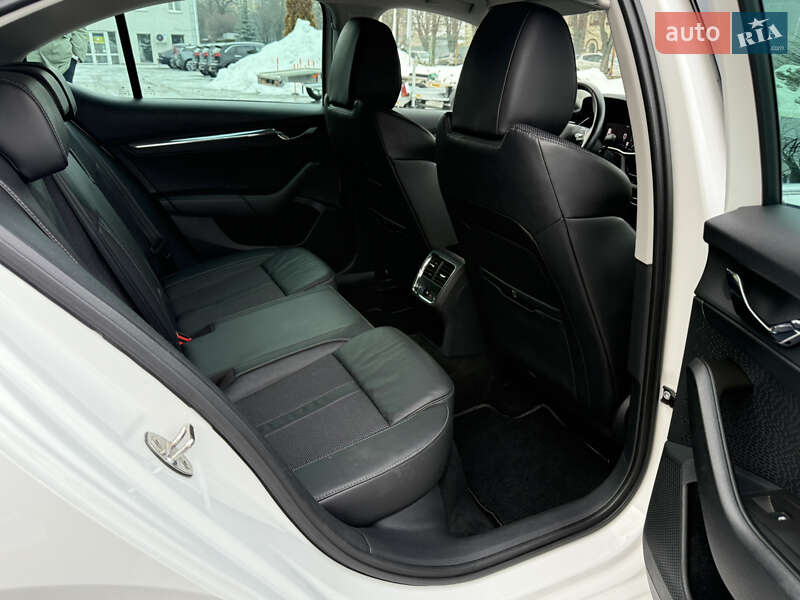 Лифтбек Skoda Octavia 2020 в Луцке