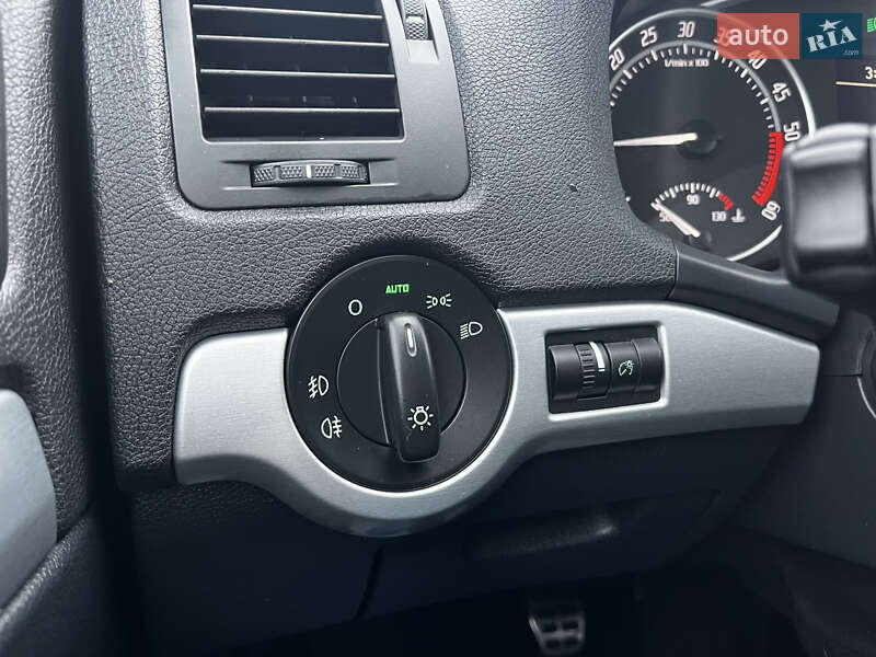 Универсал Skoda Octavia 2011 в Луцке