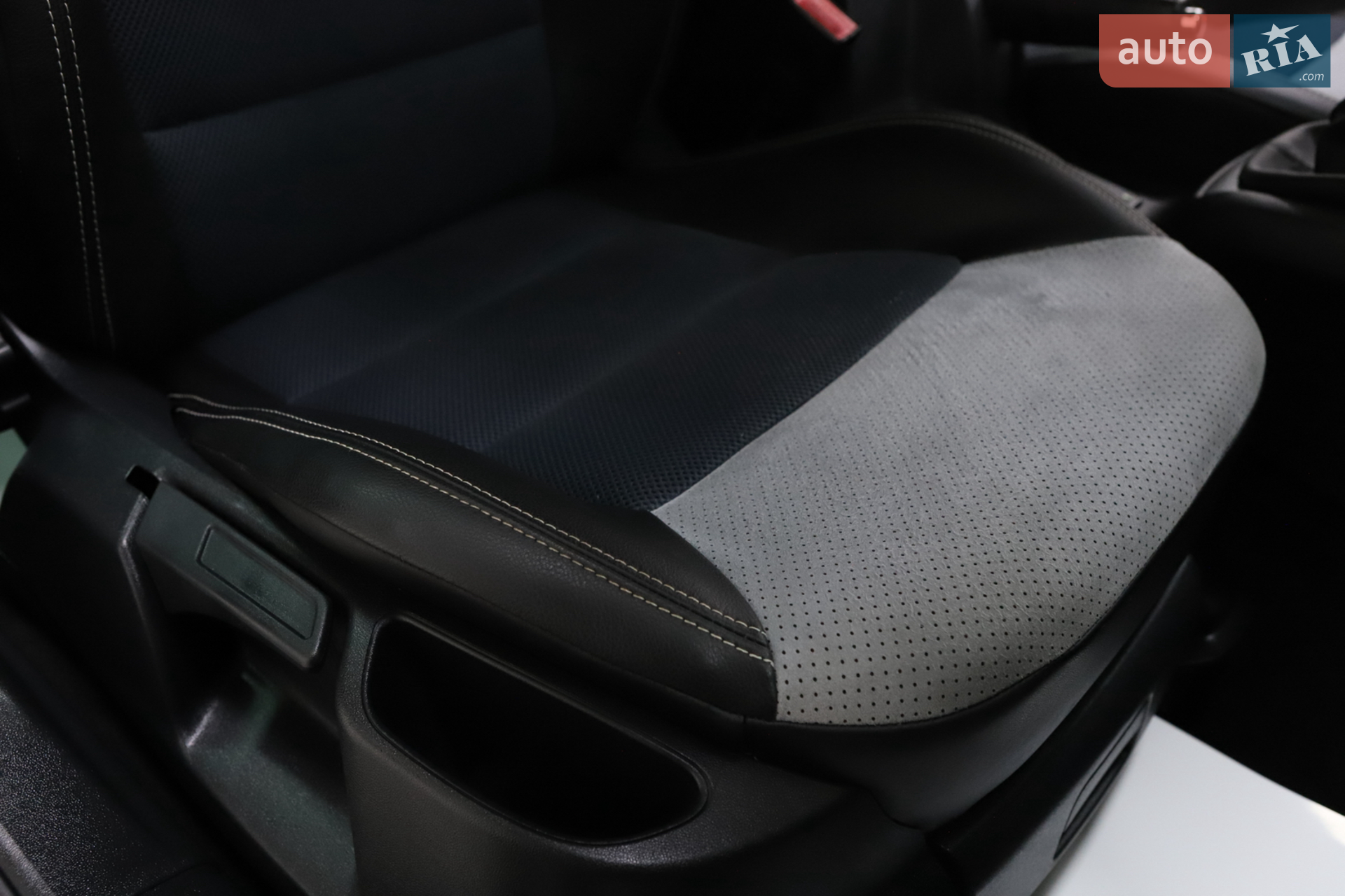 2013 Skoda Octavia - мініатюра 88