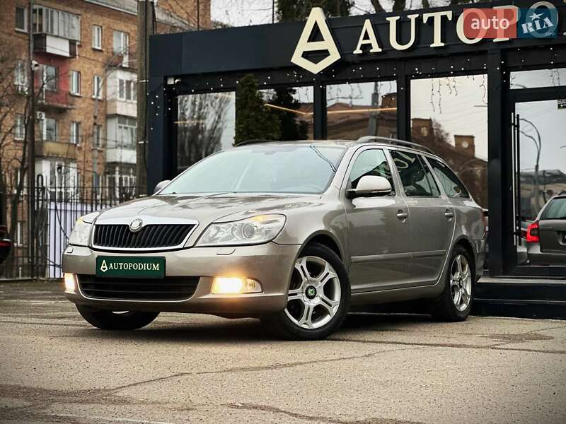 Универсал Skoda Octavia 2009 в Киеве фото 5 Универсал Skoda Octavia 2009 в Киеве