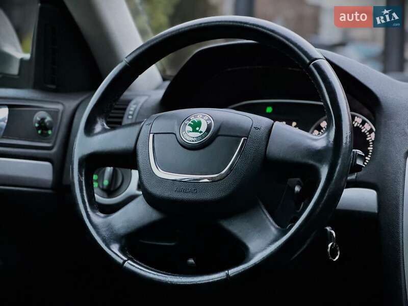 Универсал Skoda Octavia 2009 в Киеве фото 35 Универсал Skoda Octavia 2009 в Киеве