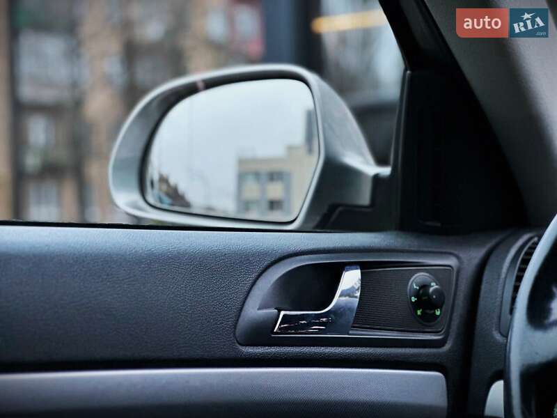 Универсал Skoda Octavia 2009 в Киеве фото 39 Универсал Skoda Octavia 2009 в Киеве