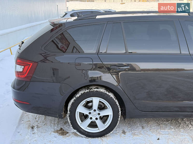 Универсал Skoda Octavia 2019 в Луцке фото 9 Универсал Skoda Octavia 2019 в Луцке