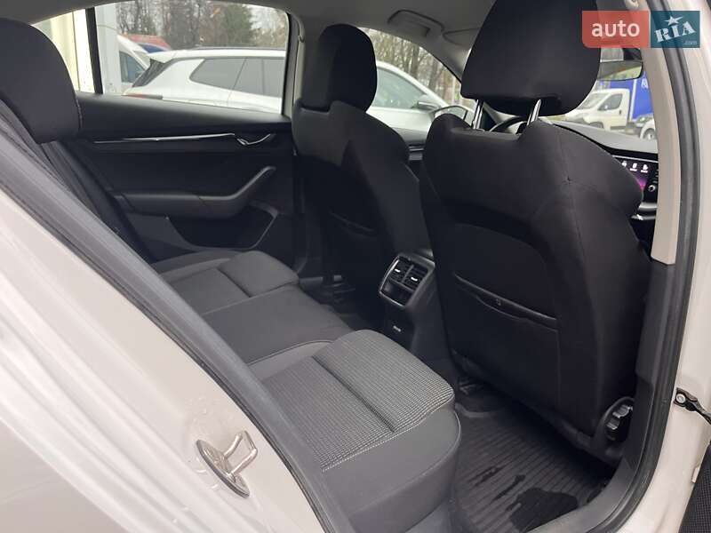 Лифтбек Skoda Octavia 2021 в Житомире