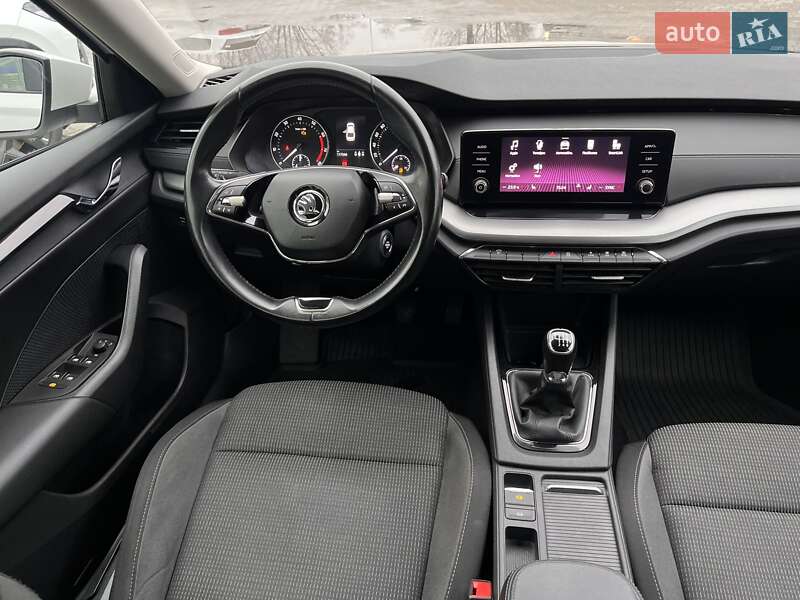 Лифтбек Skoda Octavia 2021 в Житомире