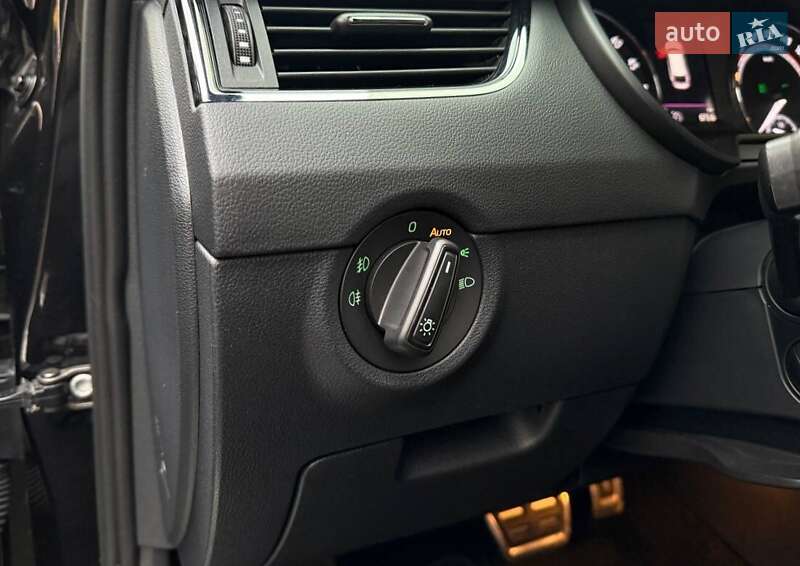 Универсал Skoda Octavia 2018 в Киеве фото 14 Универсал Skoda Octavia 2018 в Киеве