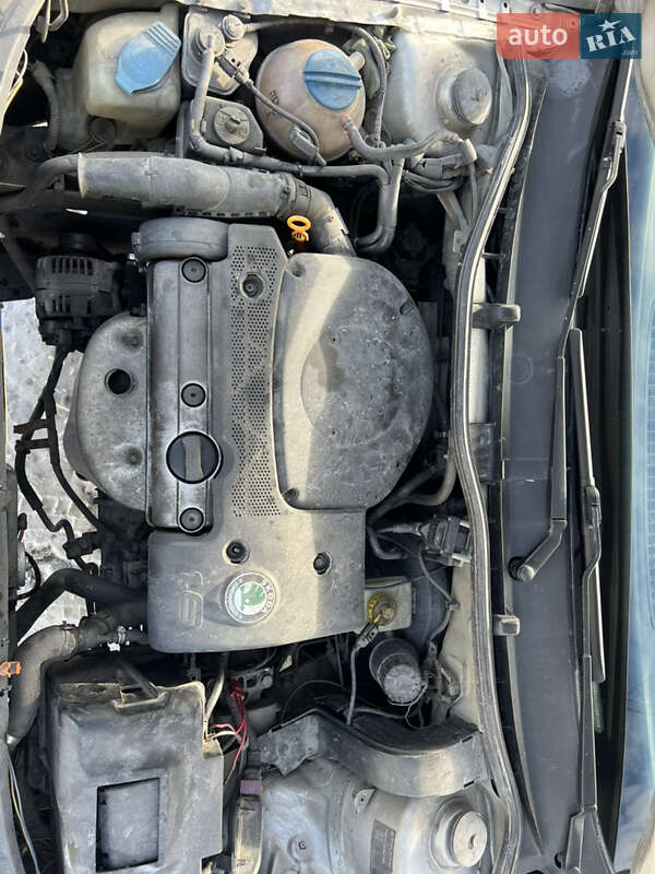 Лифтбек Skoda Octavia 2002 в Стрые фото 16 Лифтбек Skoda Octavia 2002 в Стрые