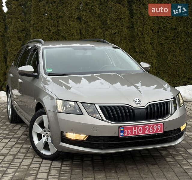 Универсал Skoda Octavia 2017 в Львове