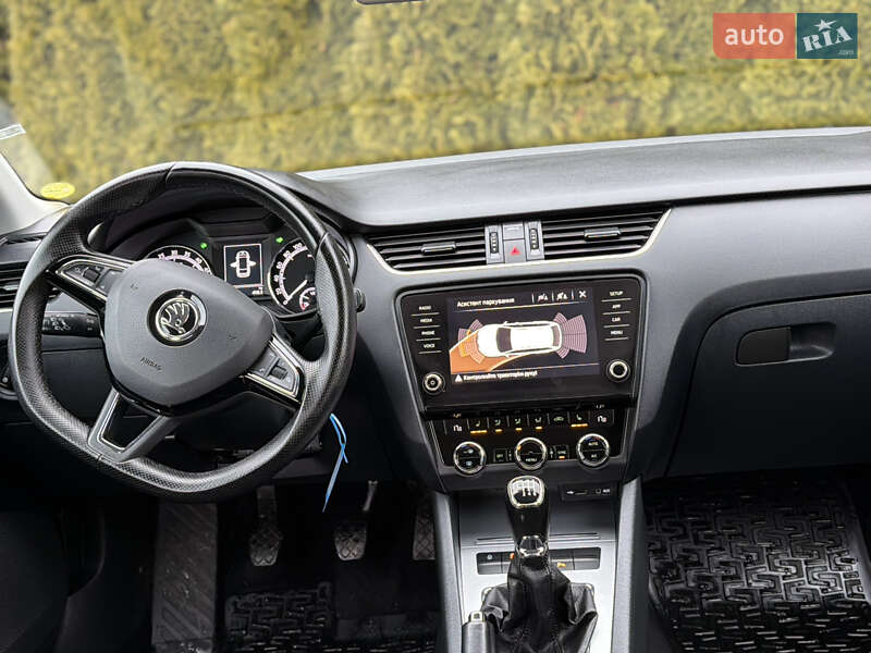 Универсал Skoda Octavia 2017 в Львове