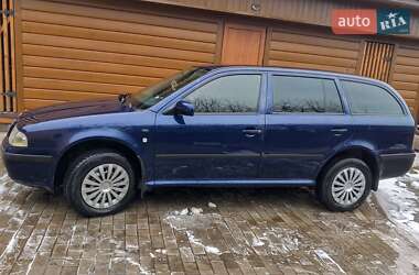 Универсал Skoda Octavia 2000 в Дубовом