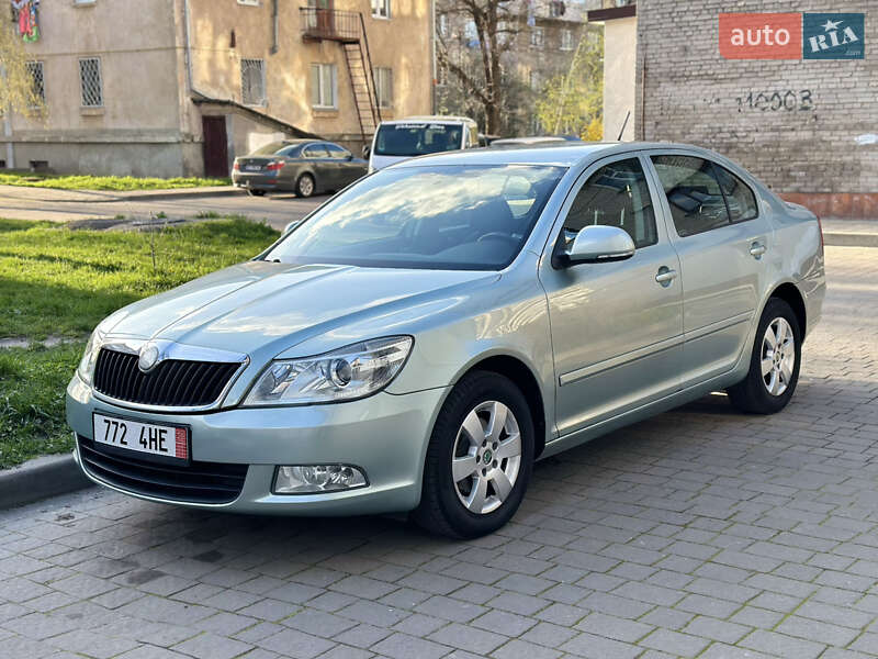 Ліфтбек Skoda Octavia 2012 в Львові