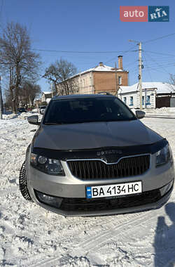 Универсал Skoda Octavia 2014 в Кропивницком