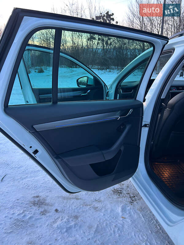 Универсал Skoda Octavia 2018 в Полонном