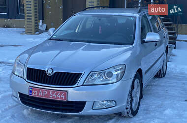 Универсал Skoda Octavia 2009 в Вознесенске