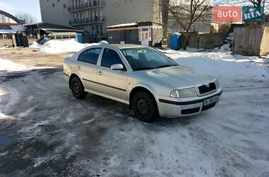 Лифтбек Skoda Octavia 2006 в Львове
