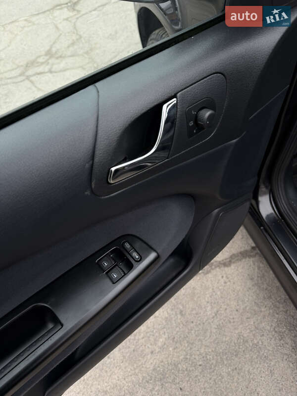 Универсал Skoda Octavia 2006 в Лубнах