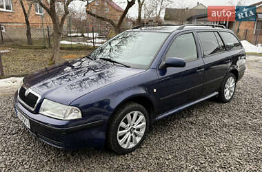 Универсал Skoda Octavia 2001 в Городке