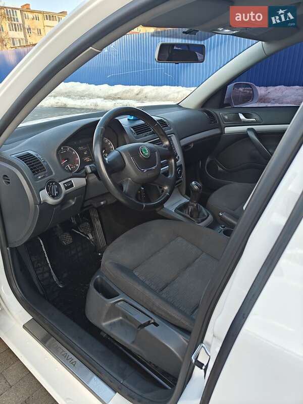 Лифтбек Skoda Octavia 2012 в Калуше